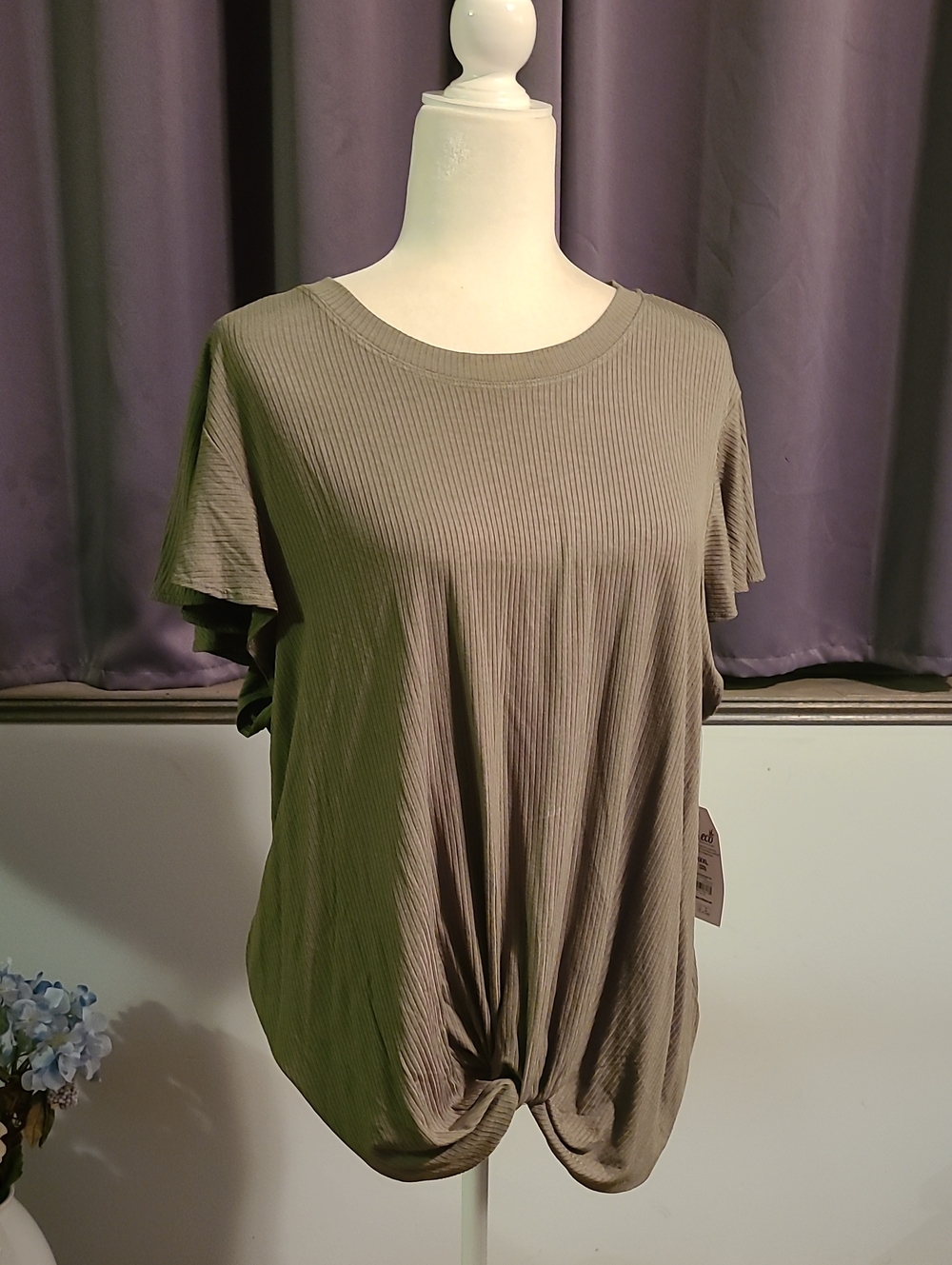 Time & Tru NWT Knot-Front Ribbed Tee - Olive Green